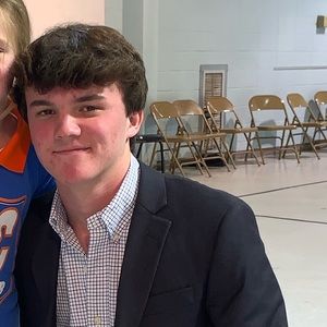 Meet your Posher, Lee